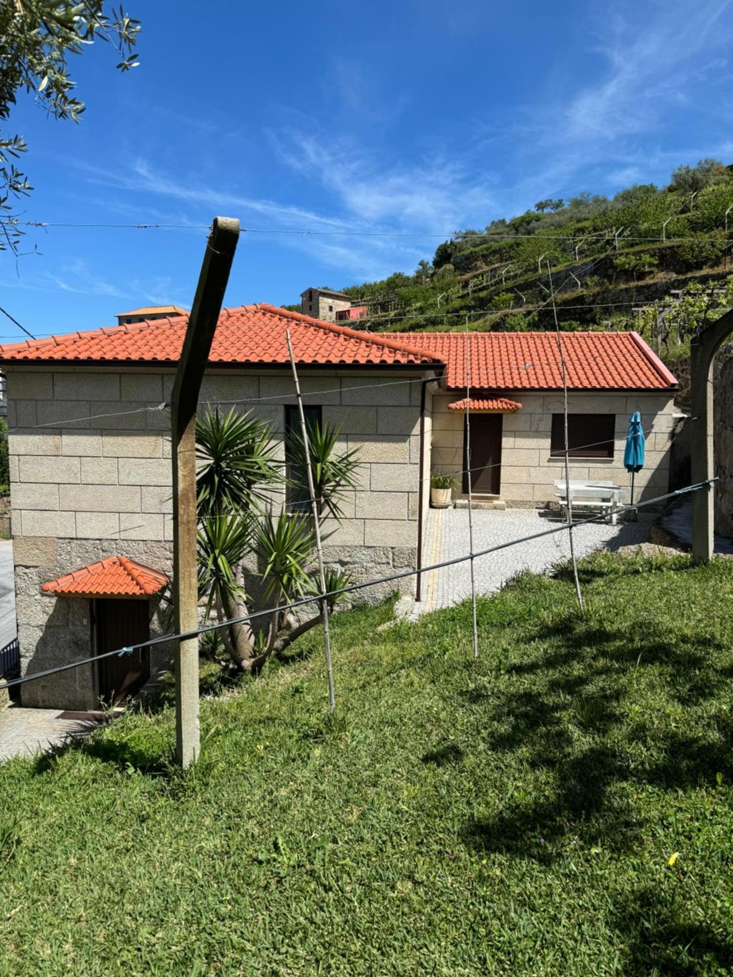 Vila Casas Do Monte Resende Exteriér fotografie